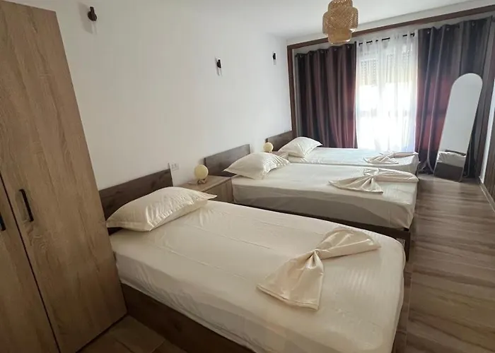 アパート Bega's Bduplex In Golem, Durres