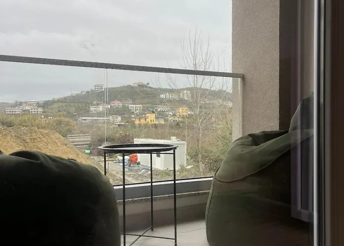 Bega's Bduplex In Golem, Durres * ゴーレム